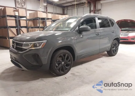 2022 Volkswagen Taos 1.5T Sel z USA, uszkodzony, nr VIN 3VV1X7B21NM009187